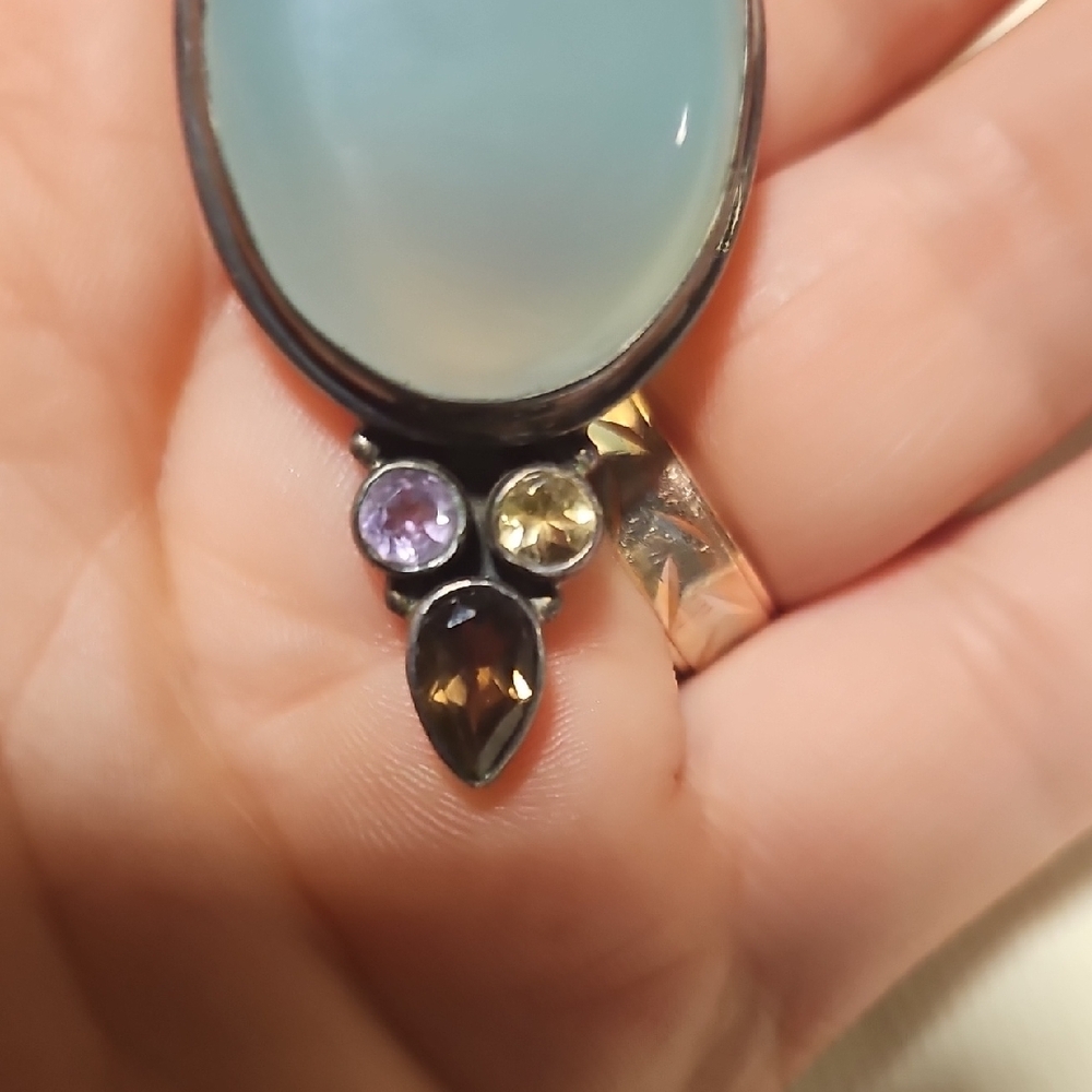 Elegant 925 Silver Pendant and Earring Bundle with Blue and Black Stones - Picture 6 of 9